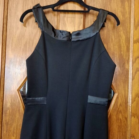 Badgley Mischka Collection Ruffle Neck Dress Sleeveless Black - Picture 12 of 15